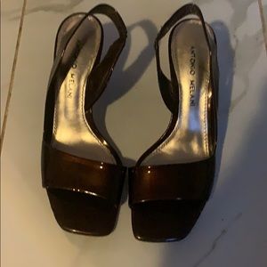 Beautiful Antonio Melani pump